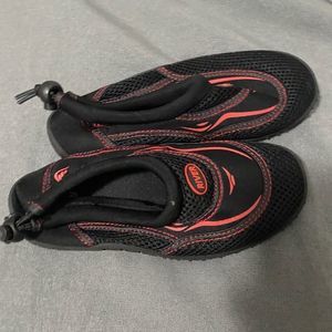 Boys River Black and Red Water Shoes size 2